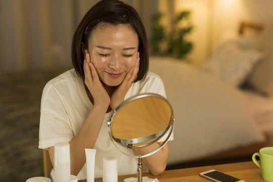Basic Night Skincare Routine: Simple Steps to Take Before Bed