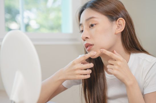 Scar on Chin: Causes, Types, and Effective Treatment Options