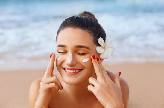 How to Reapply Sunscreen: Expert Tips for Continuous Protection